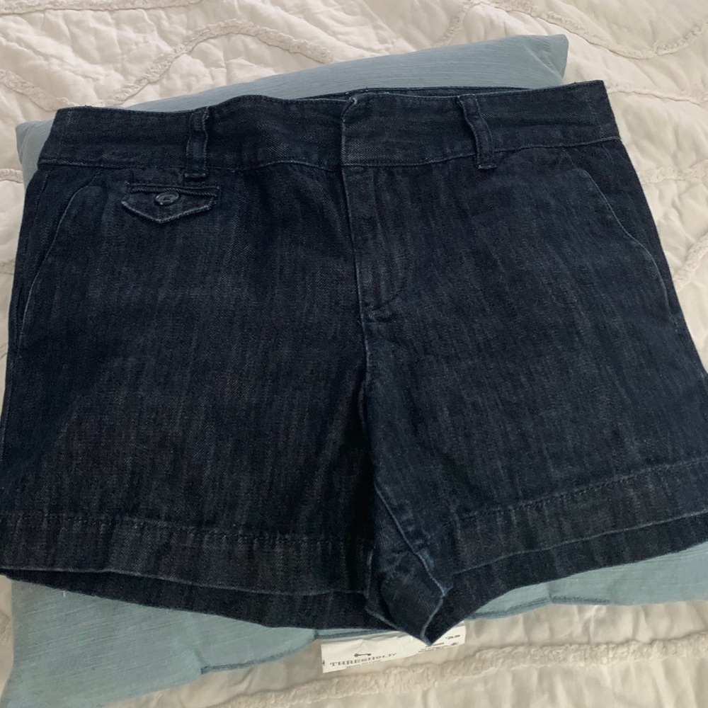 Dark blue jean LOFT shorts! Goes w/ everything ☺️